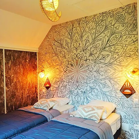 Riviere Et 4 Etoiles - Auvergne - Cantal Su Nyaraló Valette