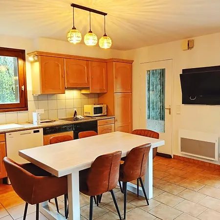 Riviere Et 4 Etoiles - Auvergne - Cantal Su * Valette