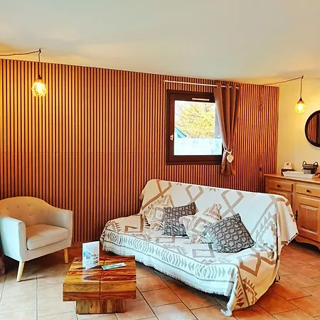 Tatil Evi Riviere Et 4 Etoiles - Auvergne - Cantal Su